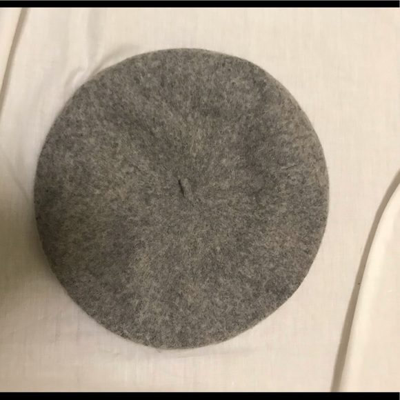Accessories - 🔥SALE🔥 Grey Berets